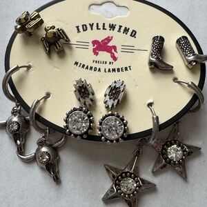 Idyllwind Silver Earring Set